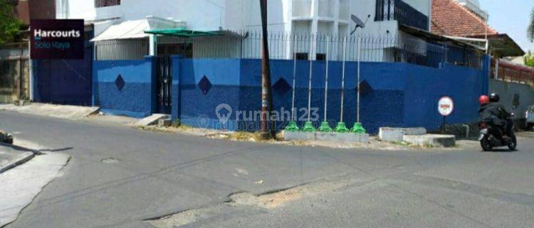 Rumah Minimalis 2 Lantai Di Widuran Solo Peluang Investasi Di Tengah Kota 1