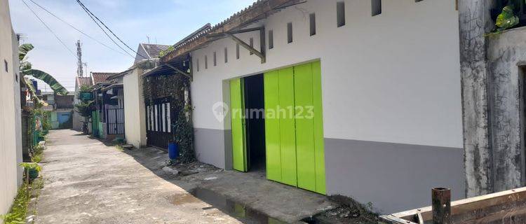 *Harga Puasa!!* 
Gudang minimalis lokasi Cemani 1