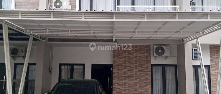 Rumah Bagus Dan Cantik 2 Lantai Full Furnished Di Cluster Ekslusif Di Purbayan Gentan Solo 1