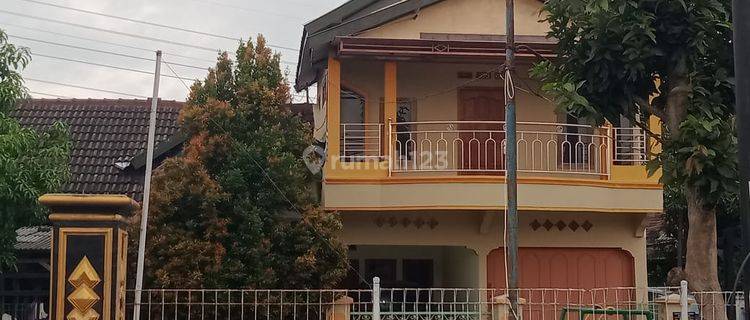Rumah 2 Lantai Siap Pakai Lokasi Perumahan Di Gumpang Kartasura Solo 1