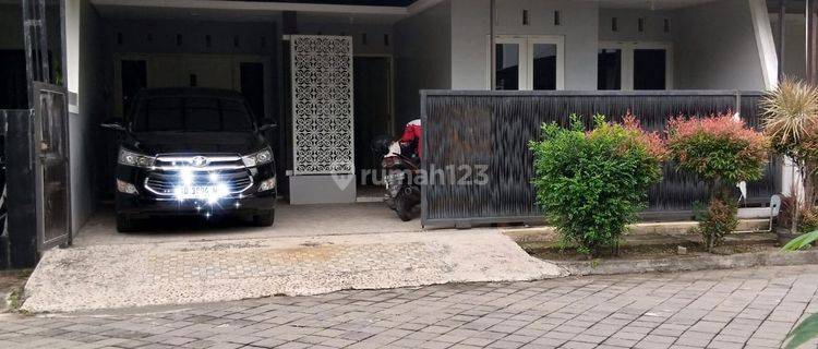 Rumah 1,5 Lantai Siap Huni Di Cluster Exclusive Di Jaten Karanganyar 1