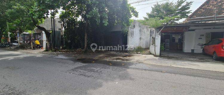 Rumah hitung tanah strategis tengah kota solo 1