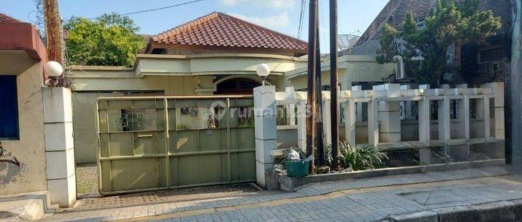 Rumah siap pakai tengah kota solo 1