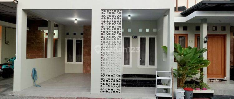 Rumah Bagus Siap Huni Di Gentan Dekat Solo Baru 1