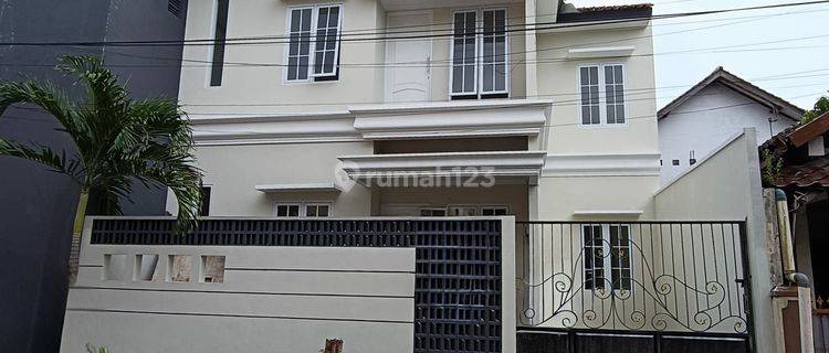 Rumah Baru 2 Lantai Siap Huni Modern Di Kartasura Dekat Gentan Sukoharjo 1