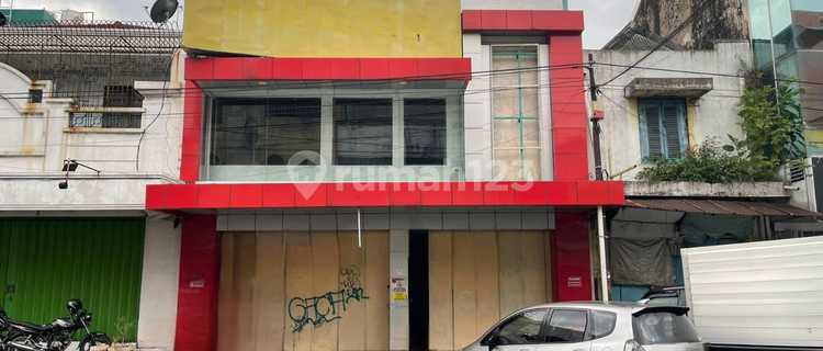 For Rent 2-Street Shop Strategic Location on Jl. Dr. Rajiman Solo 1