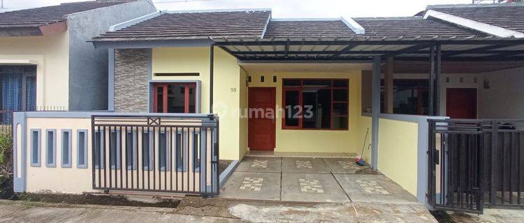 Dijual Rumah Siap Huni Aman Nyaman Dekat Ke Alun Alun Cimahi 1