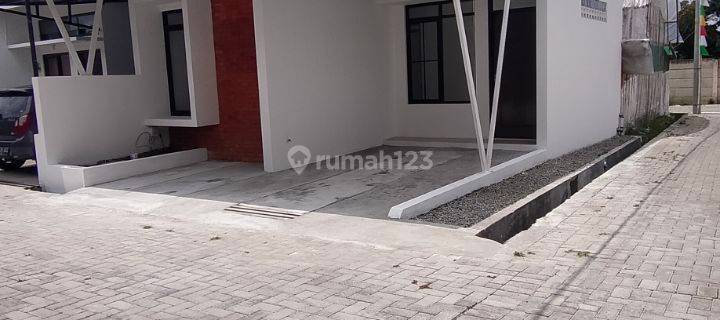 Dijual Rumah Baru Semi Villa Di Cihanjuang Dekat Wisata Lembang 1