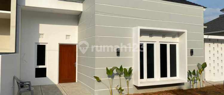 Rumah Bagus Tanah Luas Dekat Undip Di Sawunggaling Banyumanik 1