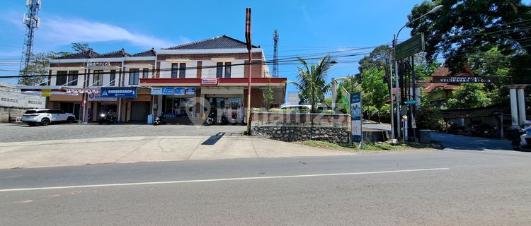 3 Units Shop House by the Busy Main Road in Cepoko Gunungpati 1