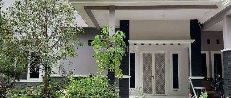 Rumah Mewah Strategis Full Furnished Lokasi Banyumanik Semarang  1