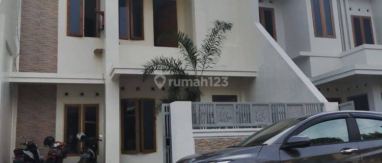 Rumah 2LT SIAP HUNI lokasi di Ketileng Tembalang Semarang 1