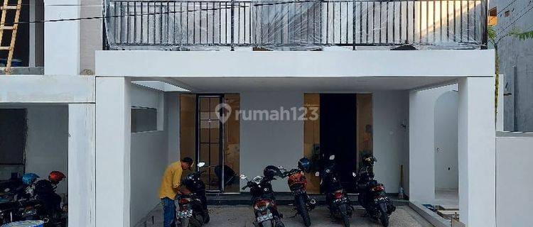 Rumah Mewah Selangkah Unimus Kedungmundu Tembalang Semarang 1