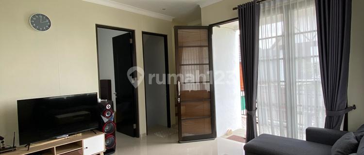 VILLA 2 LANTAI + ROOFTOP DI KAWASAN PANDERMAN HILL KOTA BATU 1