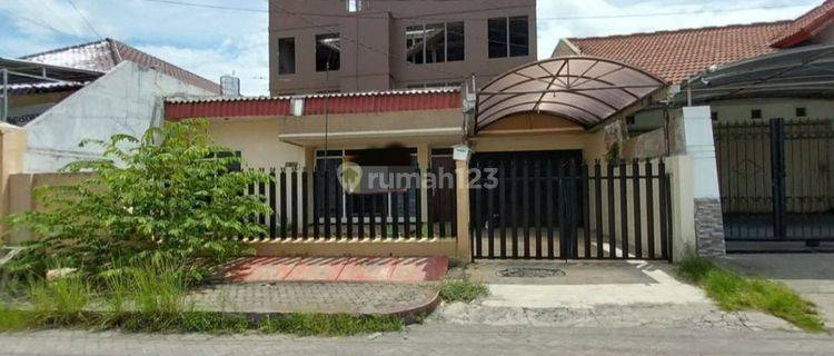 Dijual Rumah 1 Lantai @ Ngagel 1