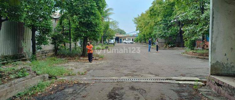 Tanah + Bangunan Gudang/Pabrik Cakung,Jakarta Timur 1