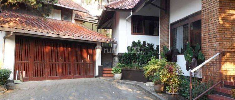 DIJUAL RUMAH LAMA Terawat Di Cisitu Indah Dago Kota Bandung 1