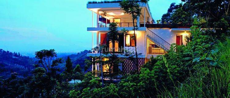 DIJUAL RUMAH VILLA FULL FURNISH DAGO GIRI Mekarwangi Kota Bandung 1