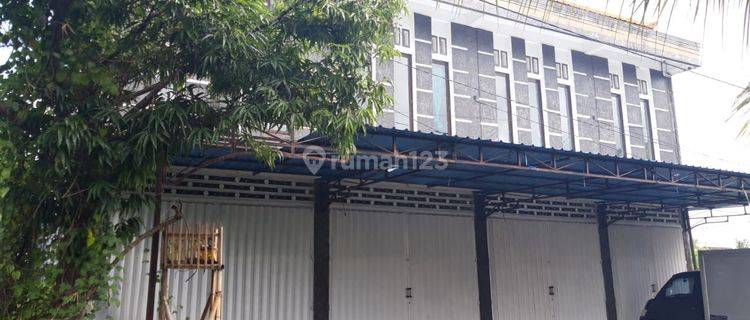 CHEAP SHOP IN STRATEGIC LOCATION NEAR GIANYAR CITY CENTER 1