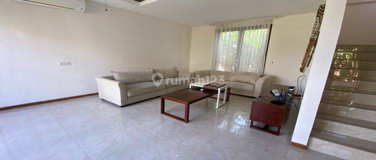 Rumah Full Furnished Di Mumbul Dekat Gate Tol Bali Mandara 1