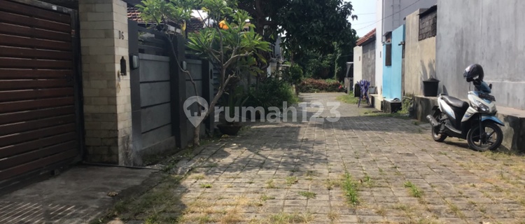 Ready-to-Occupy House Near Undiksha Campus and Singaraja Hospital 1