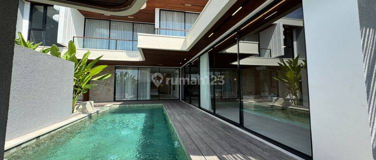 Villa Mewah Full Furnished Di Dekat Canggu Badung 1