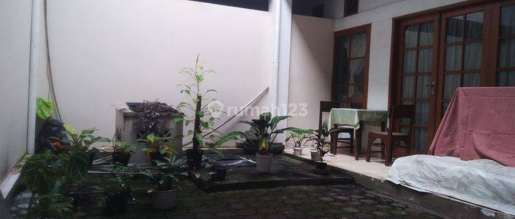 Rumah Dijual Sayap Dago Mainroad Dekat Unisba, Unpas, Itb  1