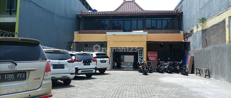 Ruang Usaha ex. resto Jl. Tarum Barat 2 Cikarang Baru, Jababeka II 1