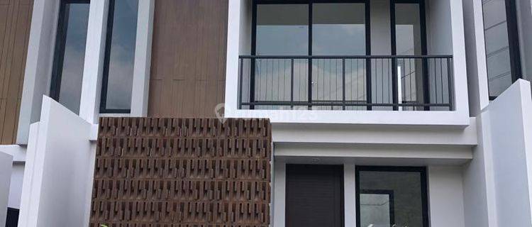 Rumah 2 Lantai Baru Unfurnished HGB di Summarecon Bogor, Jawa Barat
, Bogor 1
