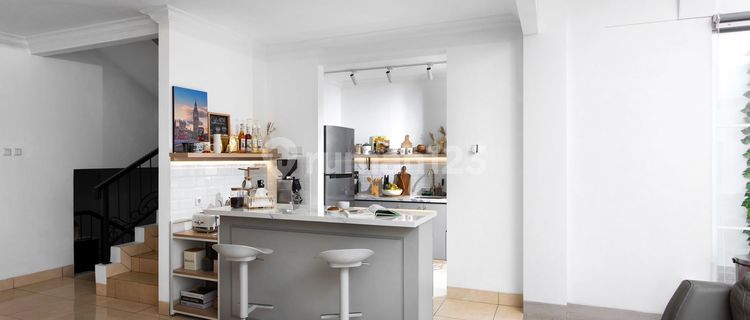 Rumah Bagus Dan Murah di Bukit Gading Mediterania 1