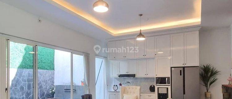 Rumah Dijual di Kebayoran Residence Bintaro Jaya Dengan Swimming Pool 1