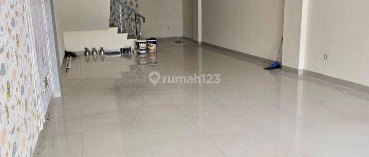 Ruko Strategis Cbd Green Lake City, Tangerang 1