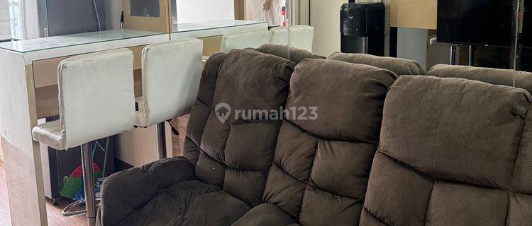 Apartemen 2 Kamar Lantai Rendah Furnished 1