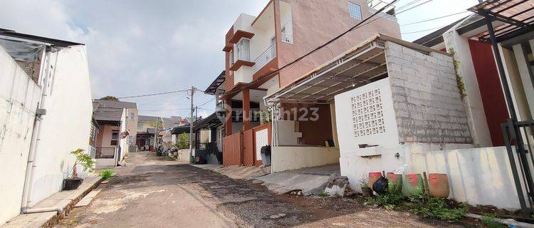 Rumah Second Terawat di Jalan Cigugur Girang Dekat Kampus UPI 1