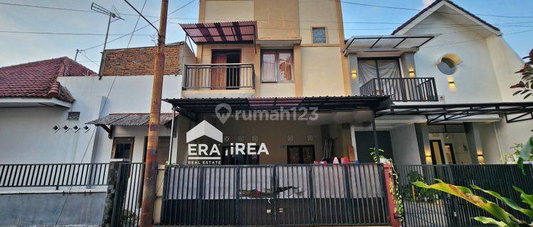 Rumah Dijual di Solo Kota Dekat Luwes Gentan 1