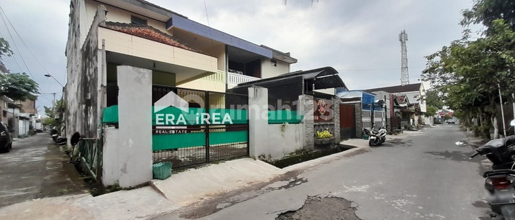 For Sale Cheap 2-Story House in Solo Baru Near The Park Mall 1