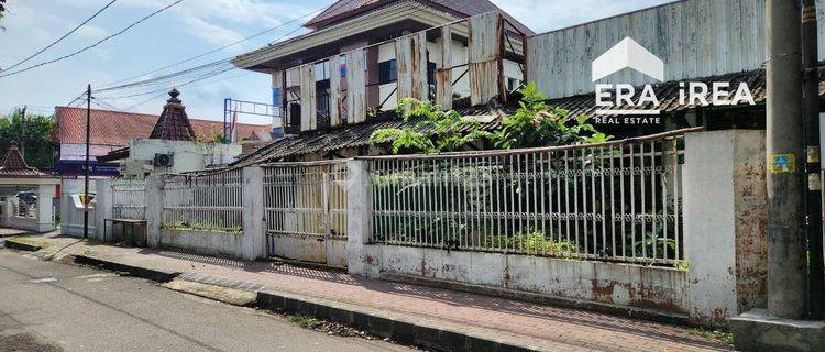 Dijual Tanah Bonus Bangunan Murah di Solo Kota 1