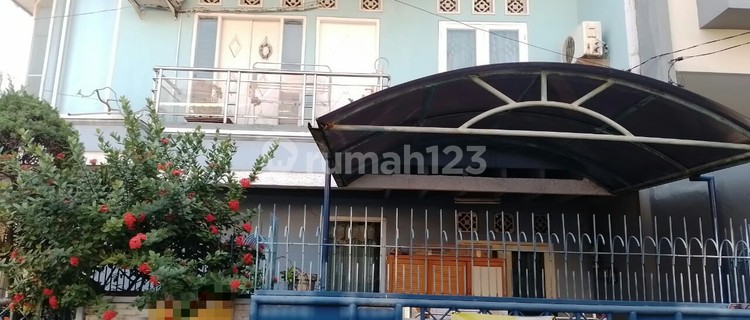 Nice House in Sunter Karya 2 Floors, Inside Complex Area, Safe and Green, Need Quick Sale, Best Price 1