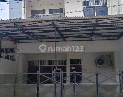 Rumah 2 Lantai. 3kt 1