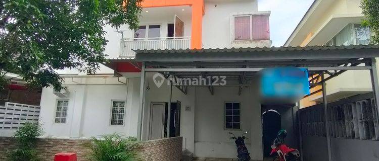 Dikontrakkan rumah dua lantai di cluster depan sentul city  1