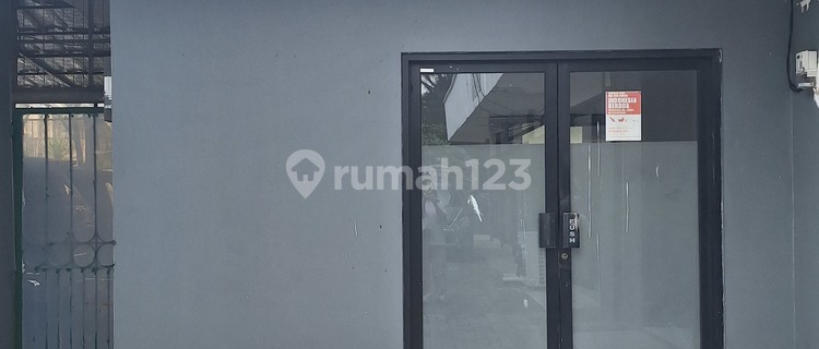Ruang Usaha Akses Mudah Lokasi Strategis 1