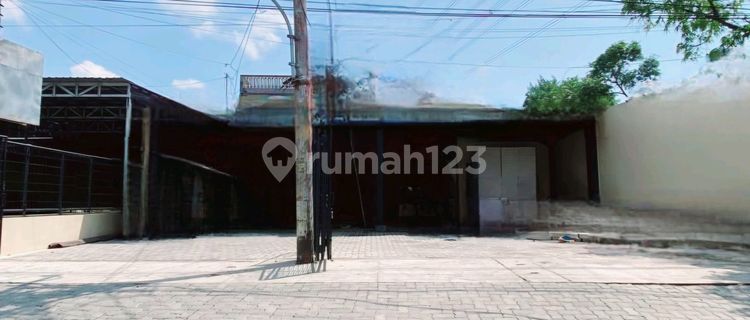 Tempat Usaha Majapahit Hrg Dibwh Njop 1