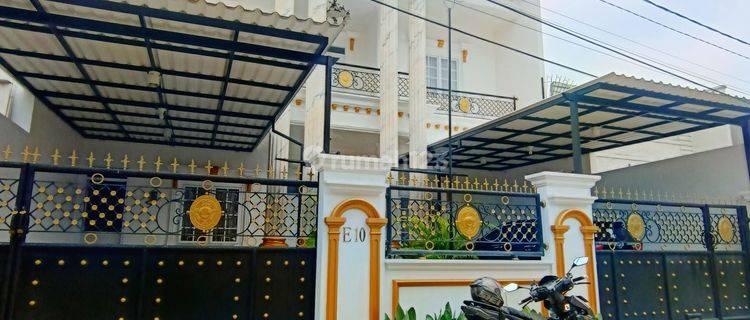 Dijual Rumah Mewah di Dalam komplek Jatimurni-pondok gede 1