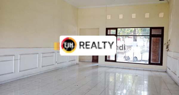 Rumah di Jl. Abdul Rahman Saleh, Manyaran, Semarang 1