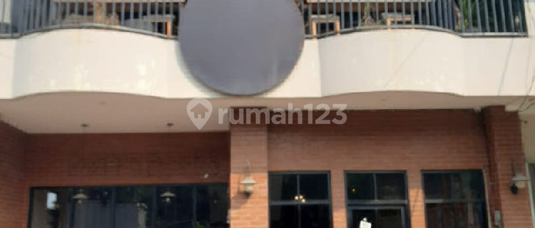 Strategic Shop House Ex-Cafe Suitable for Cafe, Restaurant, Office Business 1