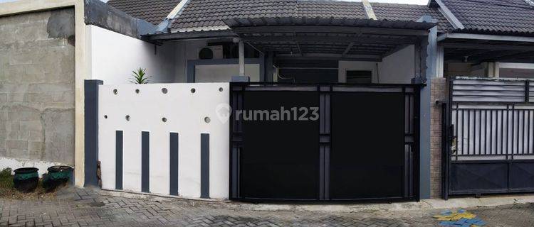 Rumah Gunung Anyar Permai Regency, Surabaya 1