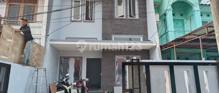Dijual Cepat Rumah Baru 2 Lantai Nyaman Dan Sangat Bagus di Kosambi baru 1