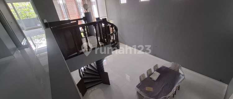 Disewakan Rumah Modern Minimalis Lokasi Stratedis di Sayap Sukahaji 1