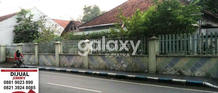 Rumah Lama Besar & Luas, Strategis Di Pusat Kota Mojokerto 1