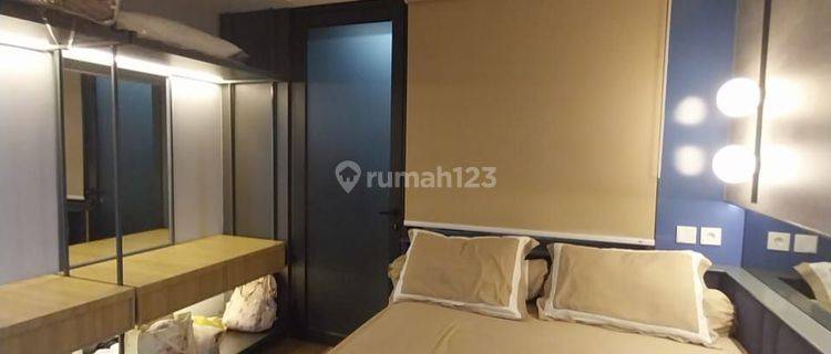 ** Apartemen Collins Boulevard Furnished** 1